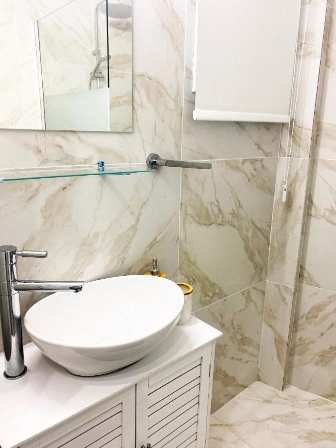 Luxury Retreat- 2-bedroom, 2-bath Apartment